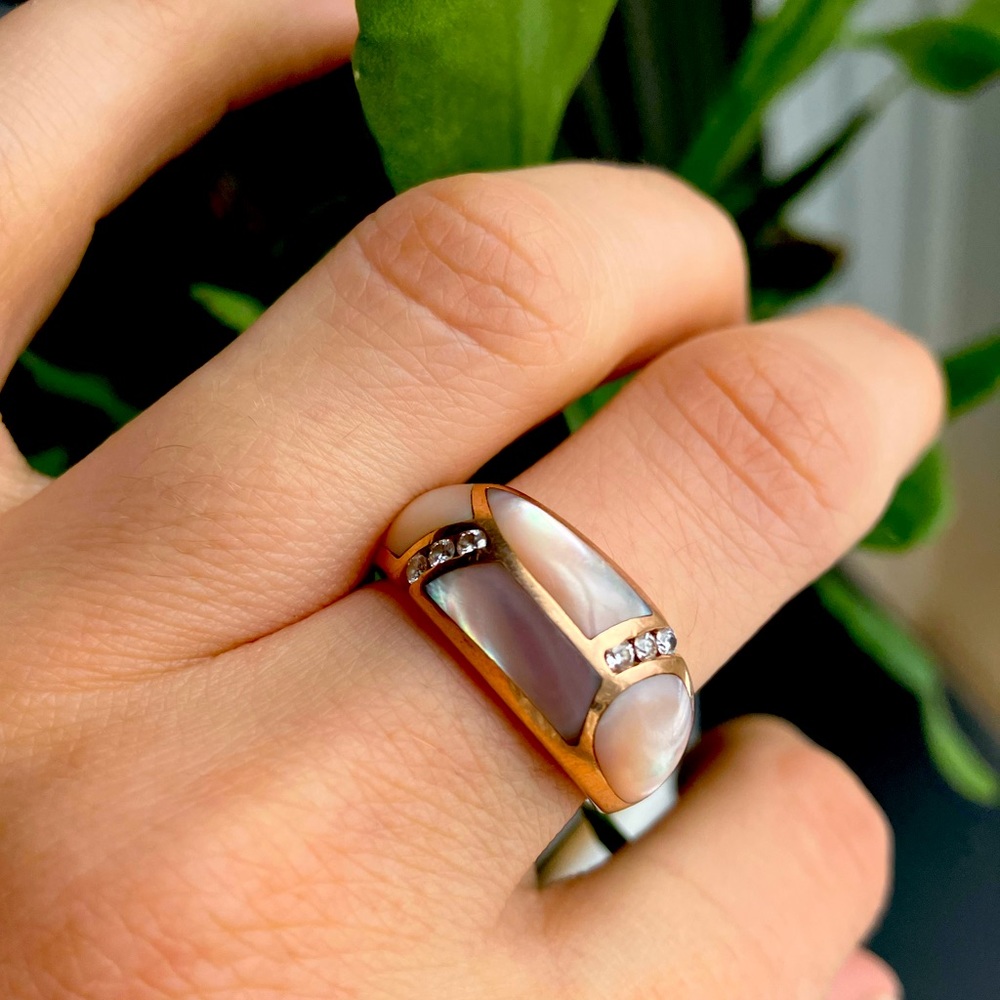 Kabana 14k Rose Gold Diamond Mother of Pearl ring 6.75